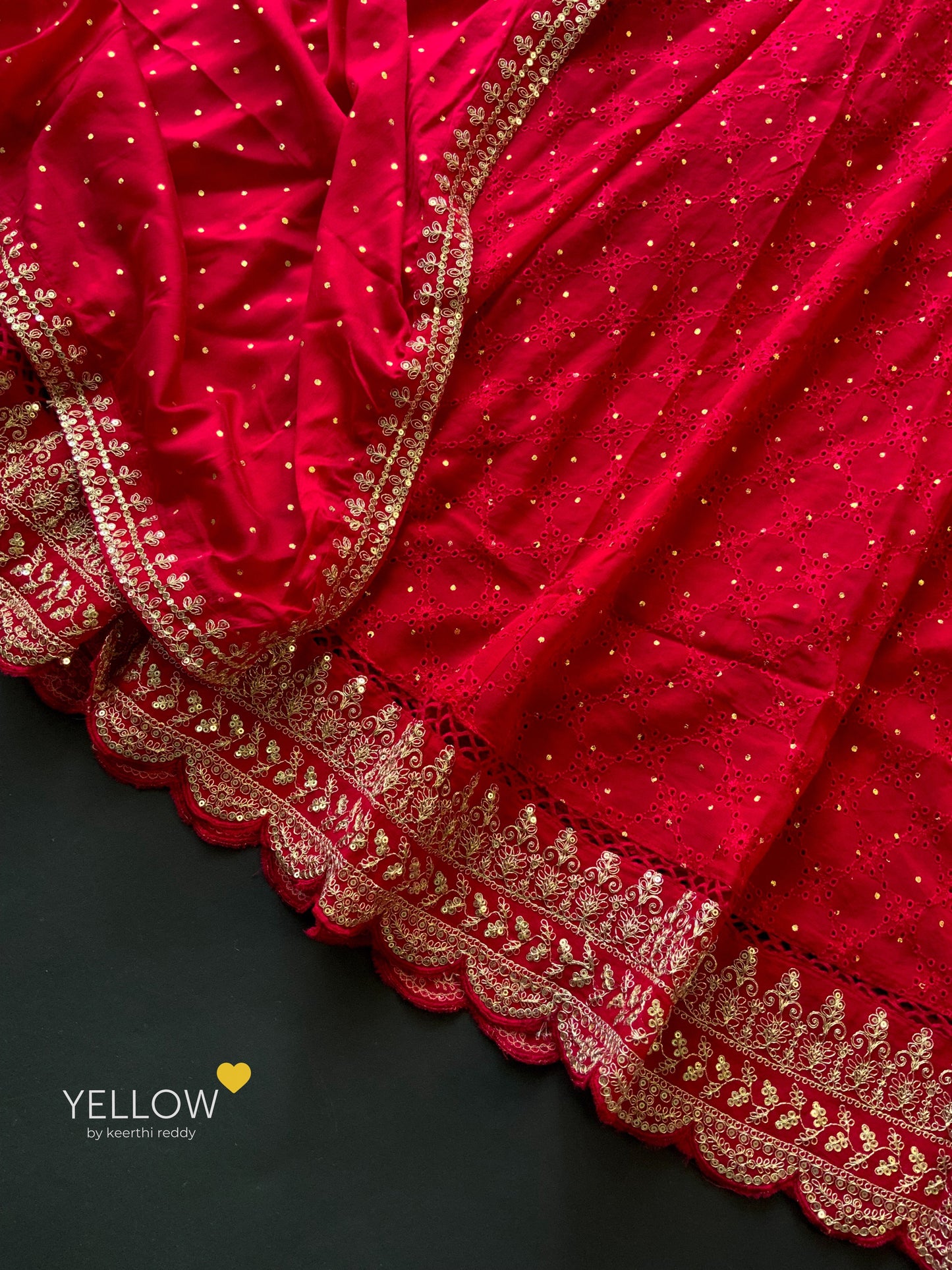 GOLDEN MOMENT ! - RED