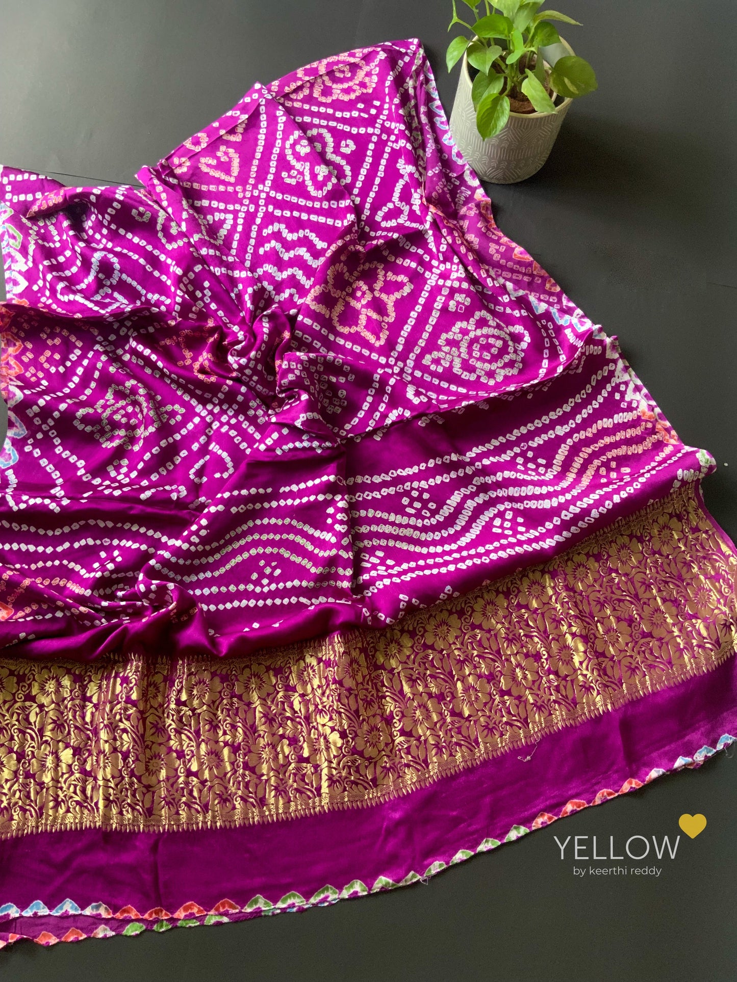BANDHINI DUPATTA