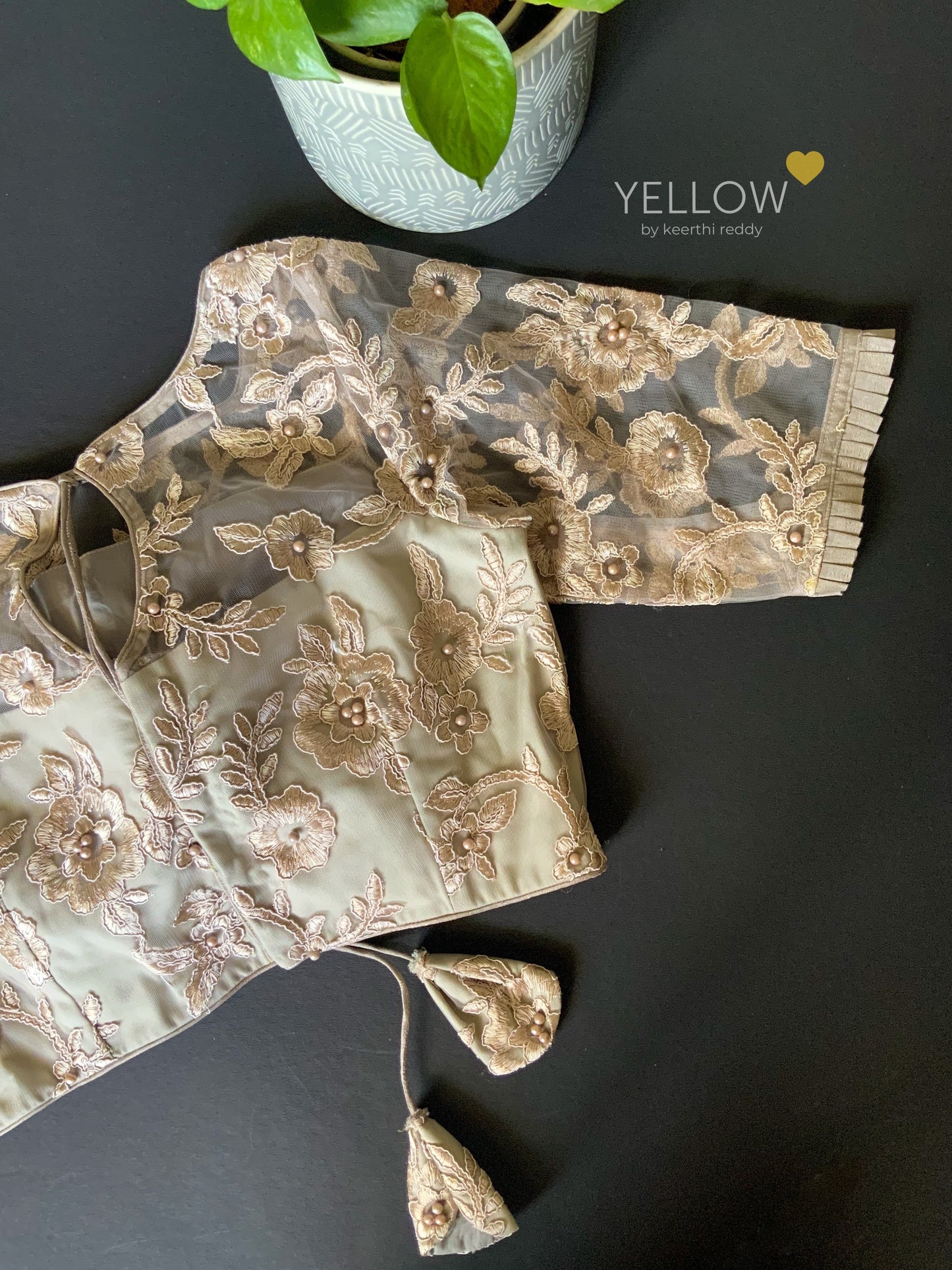 LACE BLOUSE