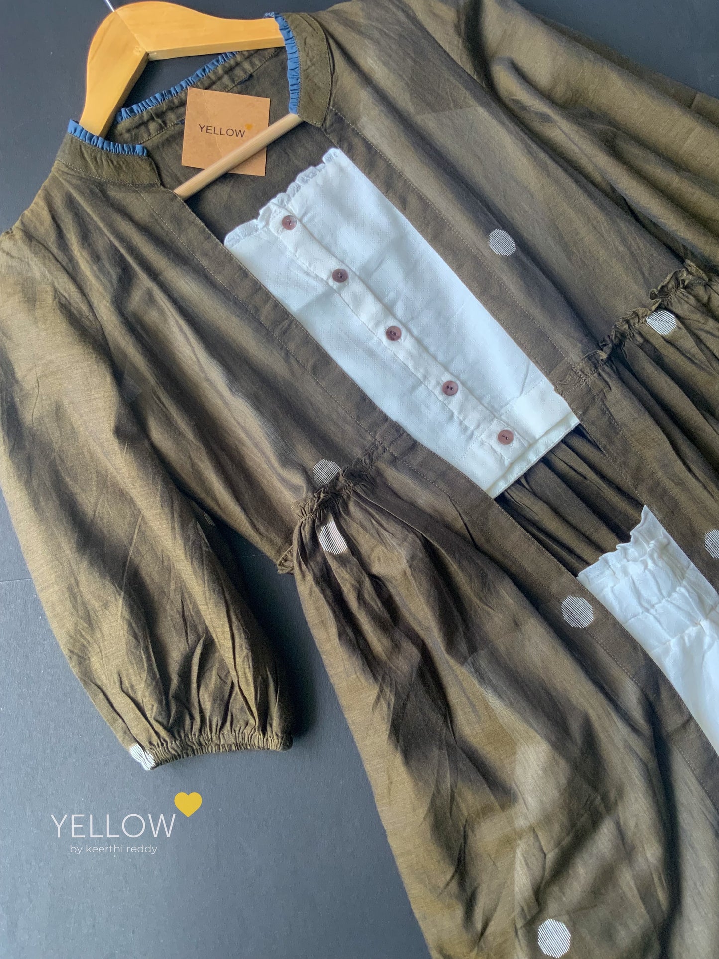FEEL OLIVE !