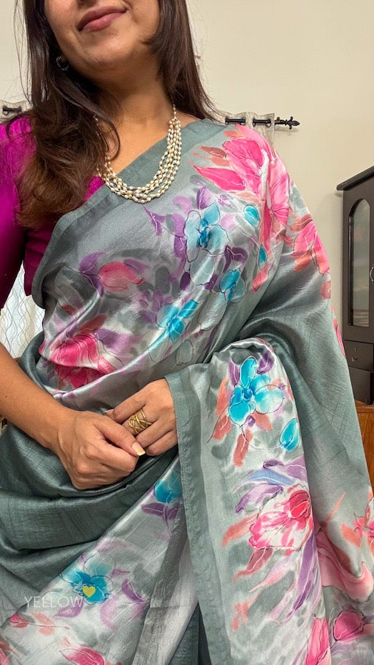 Floral printed saree