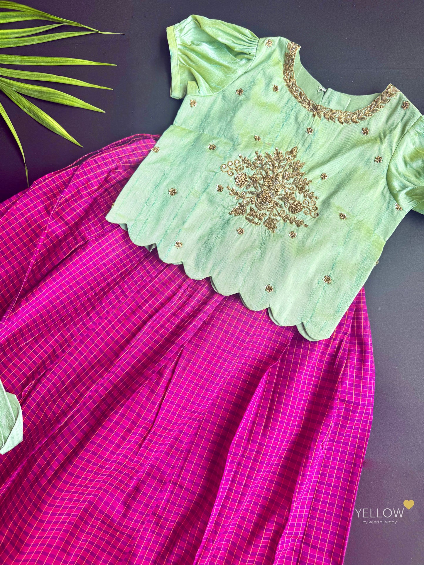 Kids ethnic lehenga