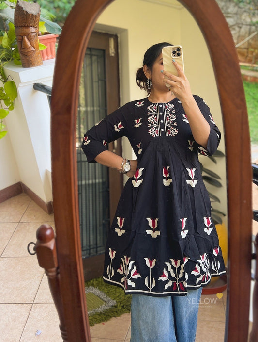 HEART SONG !! 🎶 - BLACK