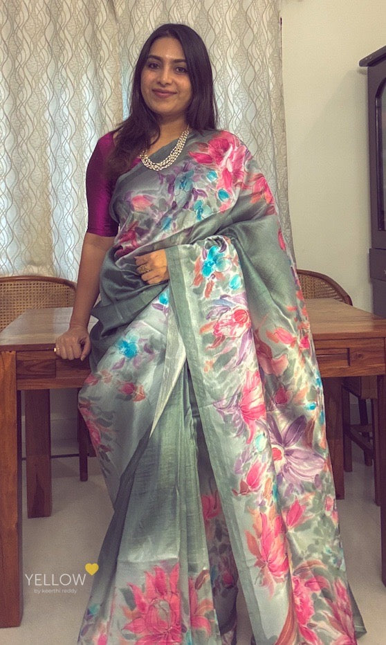 Floral printed saree