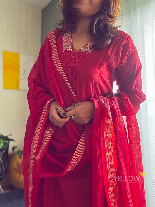 GLITTERS ON RED ✨♥️