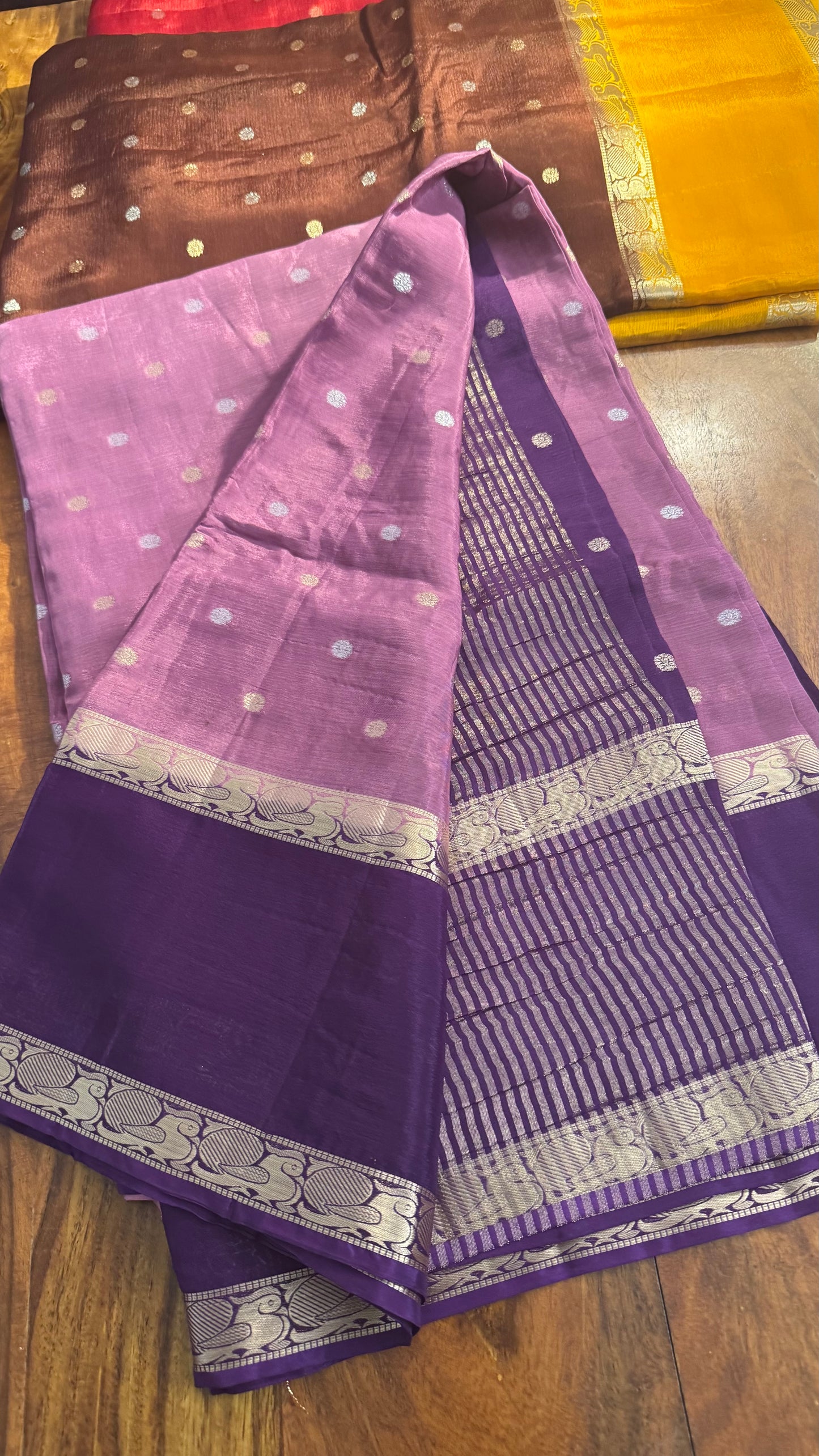 CRAPE SAREES WITH VINTAGE BORDERS