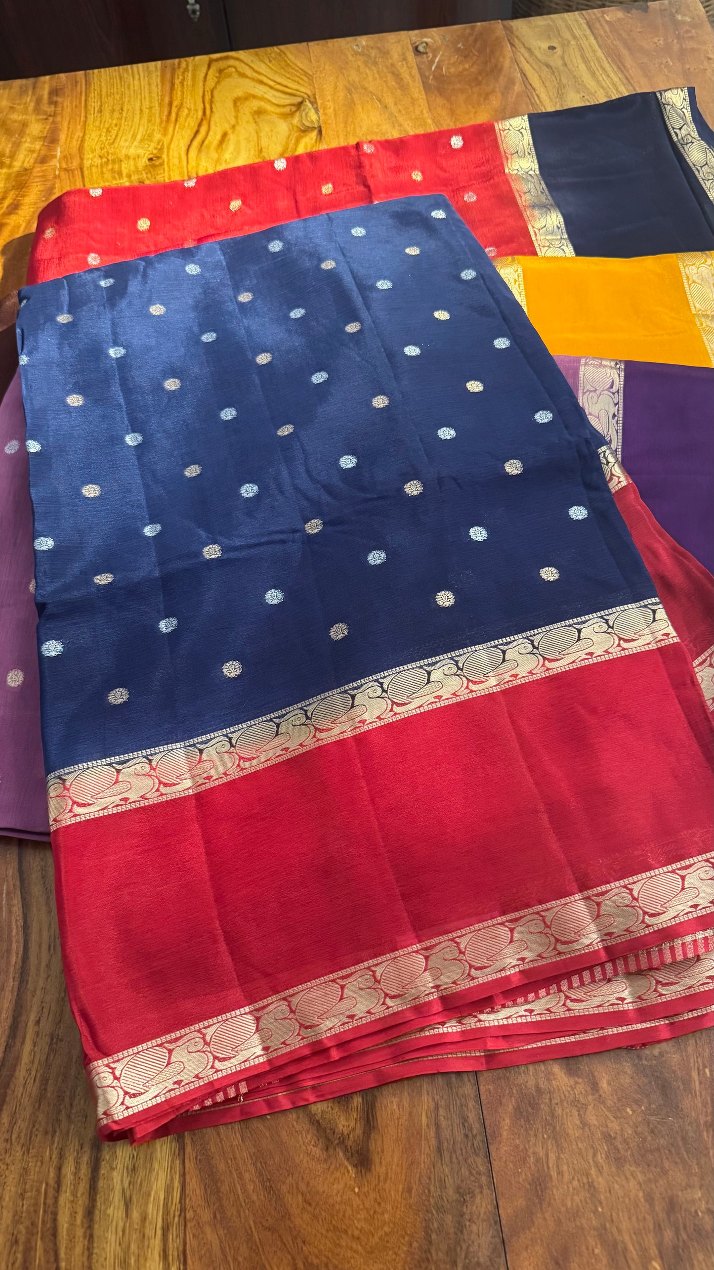 CRAPE SAREES WITH VINTAGE BORDERS