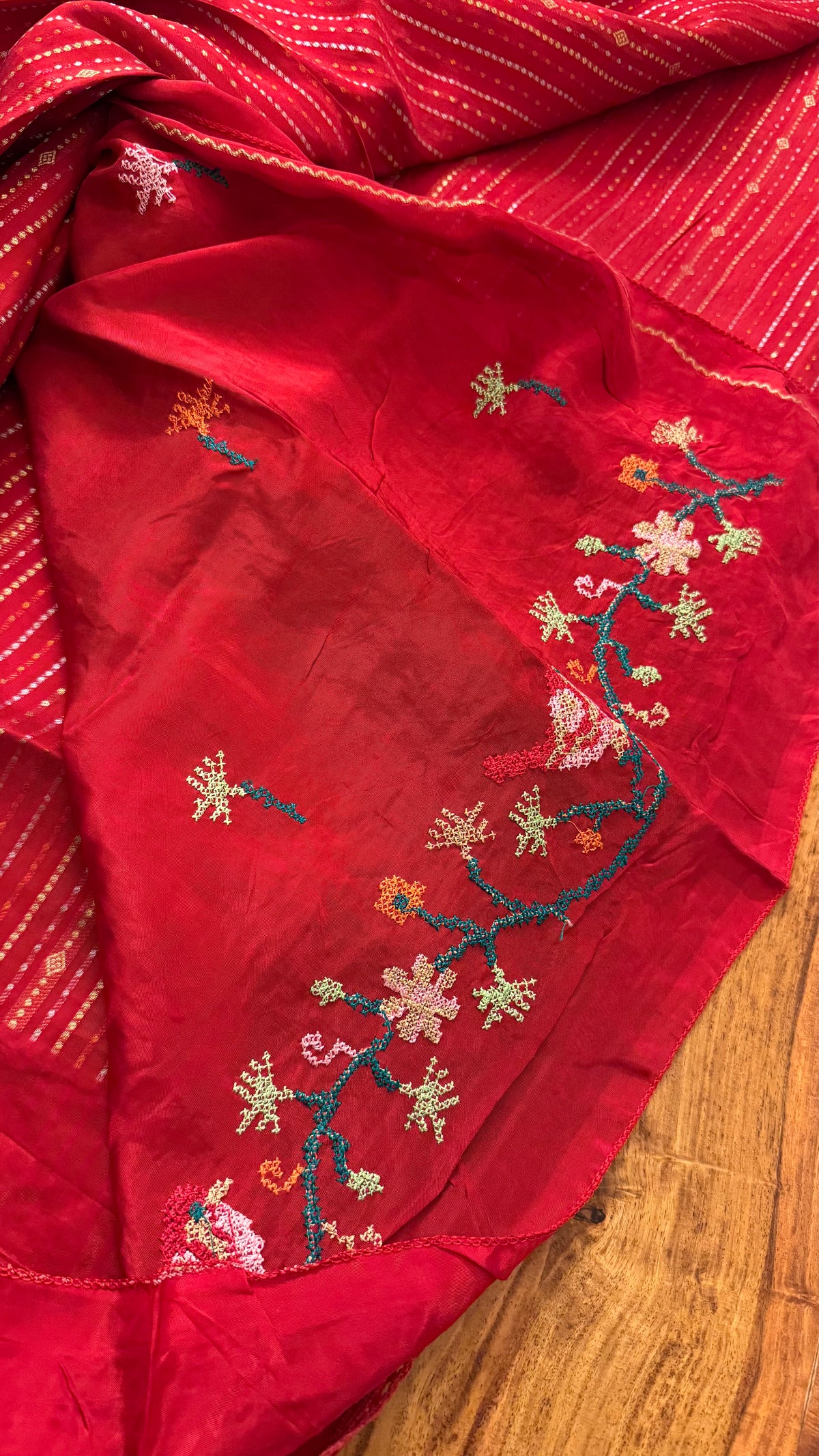 THREAD WORKED BORDER SAREE
